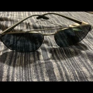 Prada sunglasses(3 pairs)
